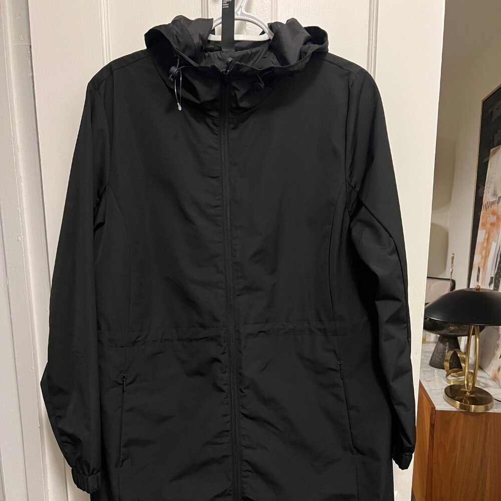 Mondetta outdoor project women's Adirondack raincoat black size m
